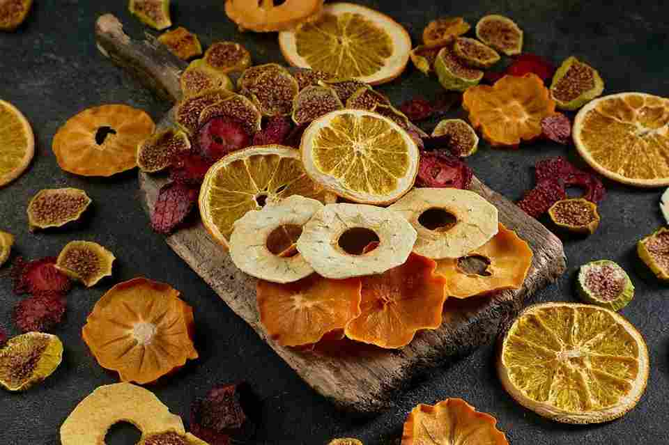میوه خشک چکاوک با ترکیب میوه های تازه و مرغوب